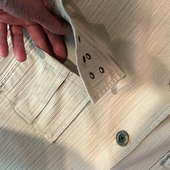 Kenzie trench coat with grommit details - Picture 4 of 10